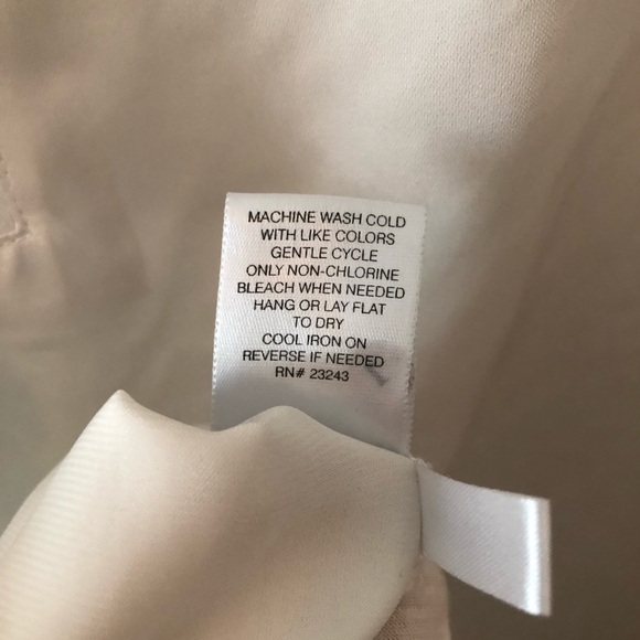 XL white blouse with silky feeling back - Picture 8 of 8